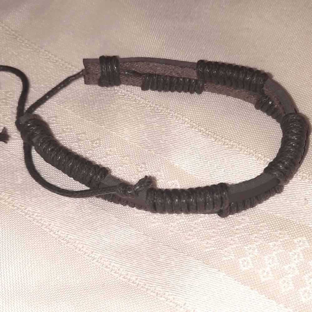 3 Bracelets